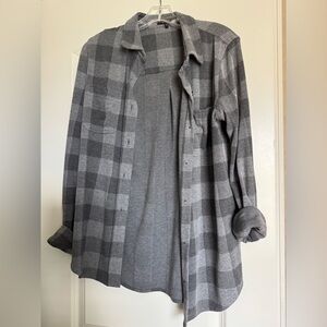QUINCE Gray Plaid Button-Up Shirt
